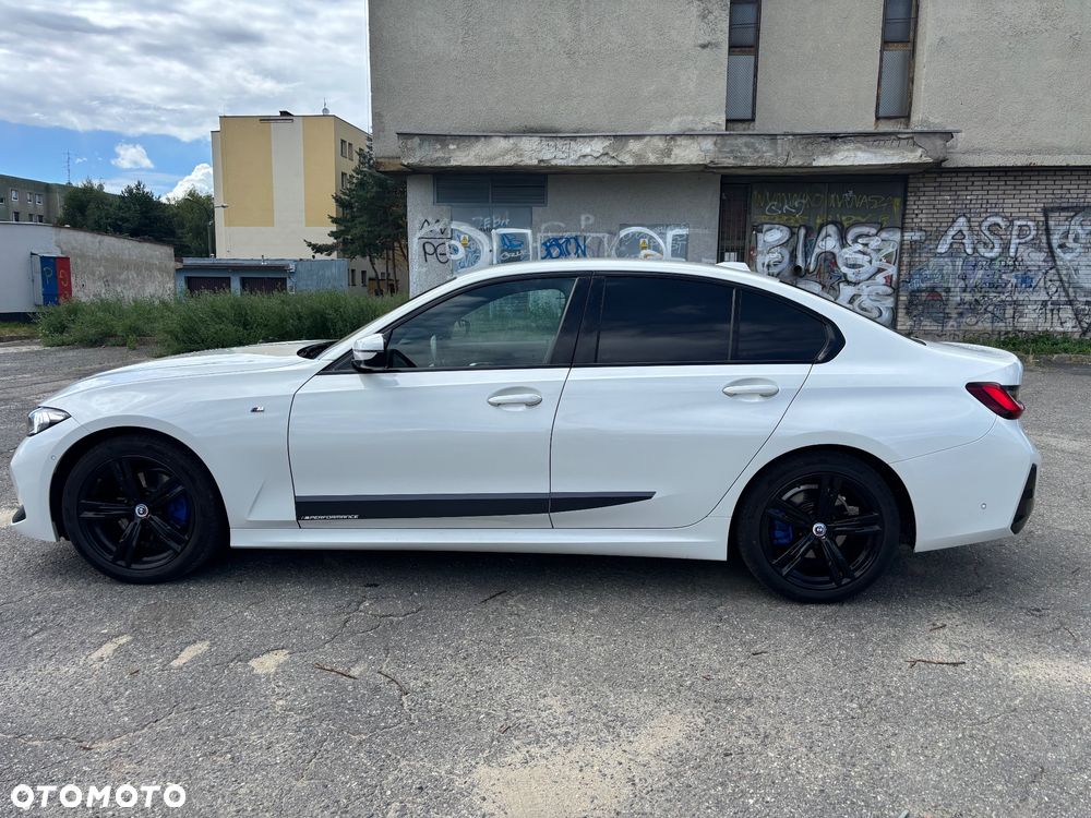 BMW Seria 3 320i xDrive M Sport - 14