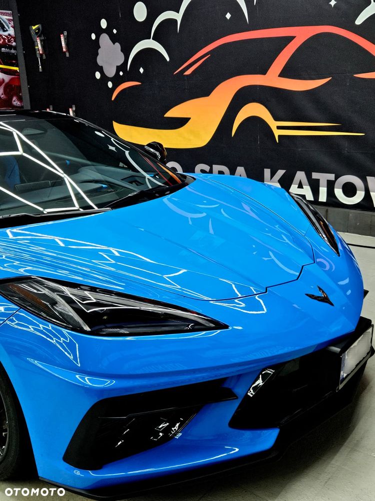 Chevrolet Corvette - 3
