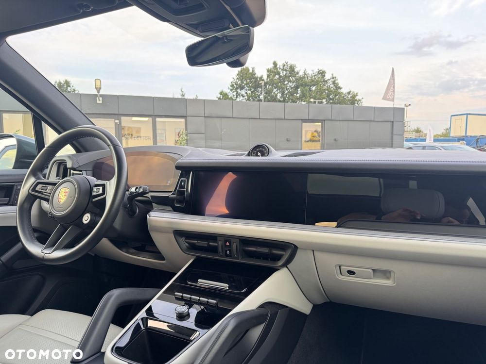 Porsche Cayenne - 19