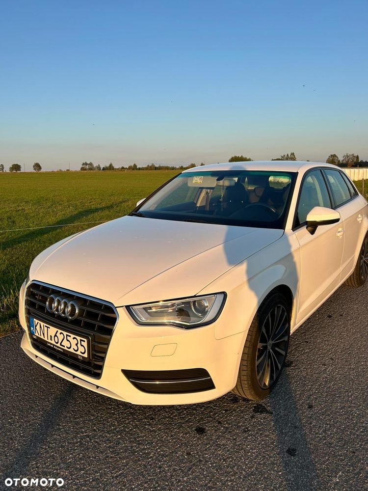 Audi A3 Sportback 2016 photo 2