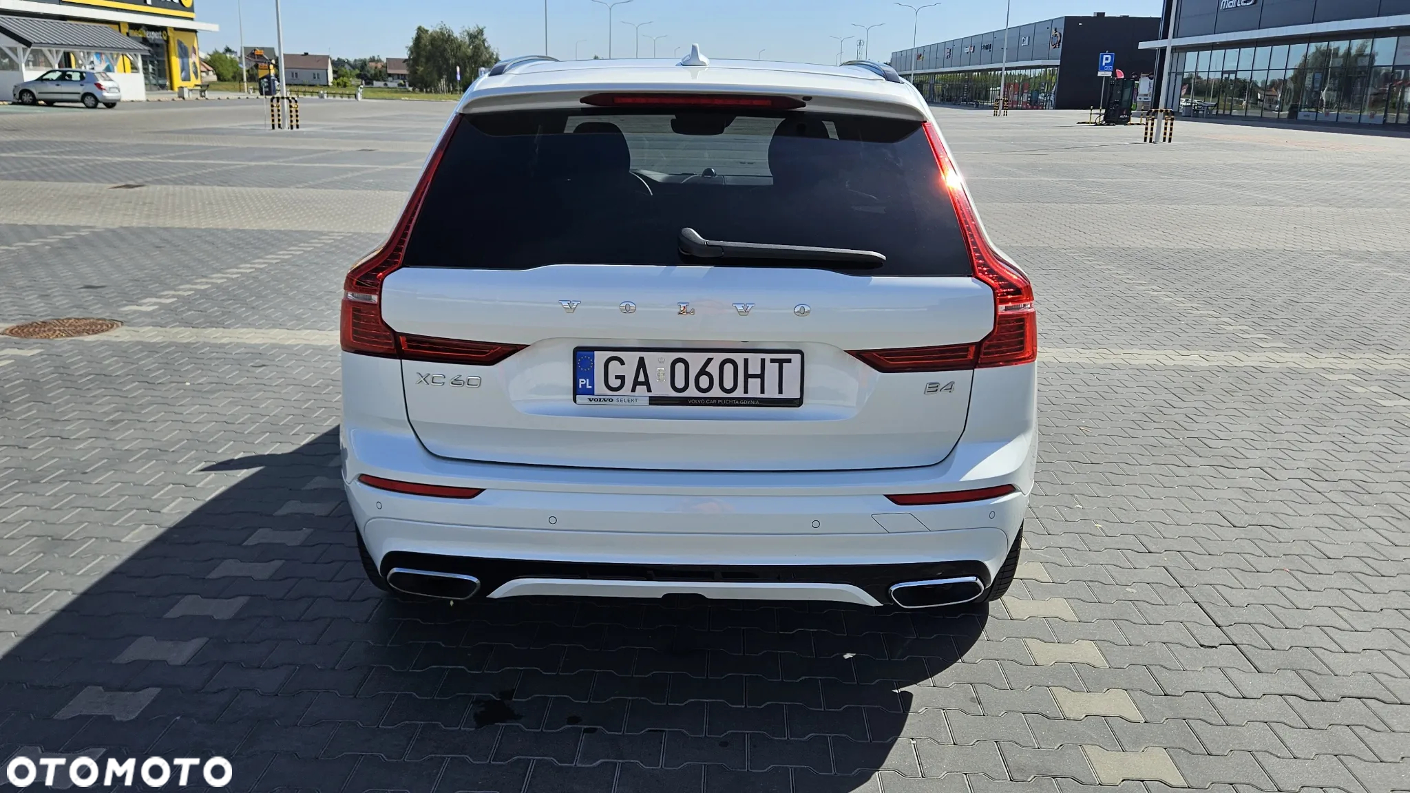 Volvo XC 60 B4 B R-Design - 6