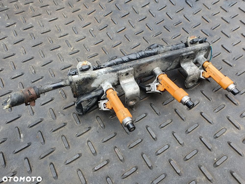 SUZUKI LISTWA WTRYSKOWA WTRYSKIWACZE DENSO 8H7DX 008083009 KOMPLET 3SZT - 2