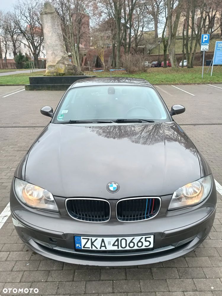BMW Seria 1 118d DPF - 1