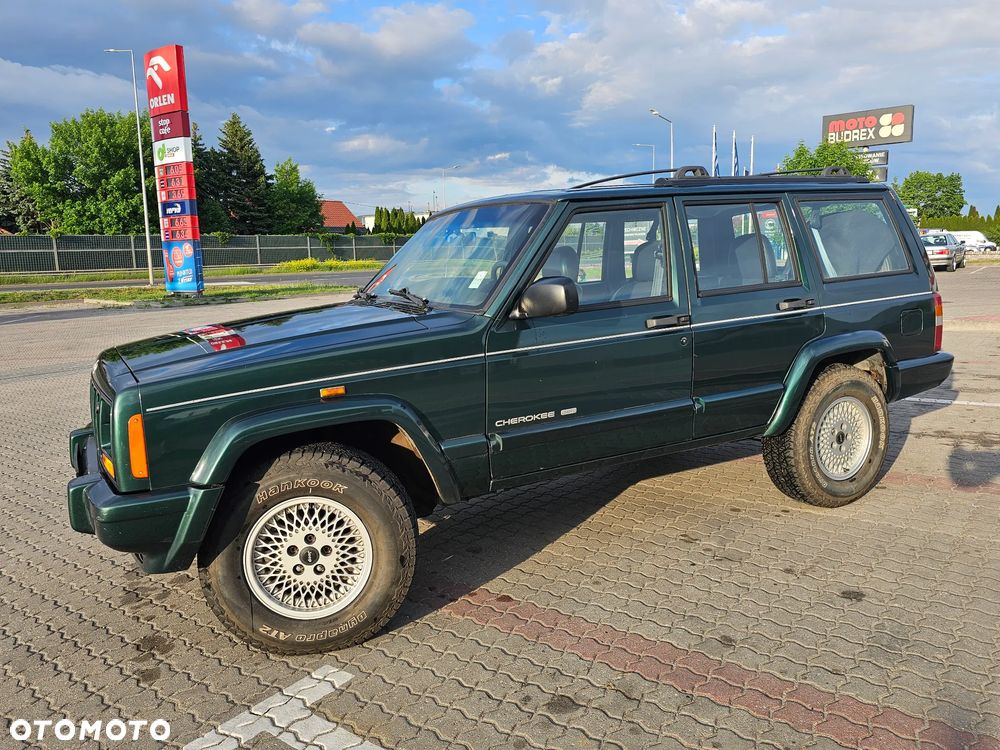 Jeep Cherokee 4.0 Limited - 1