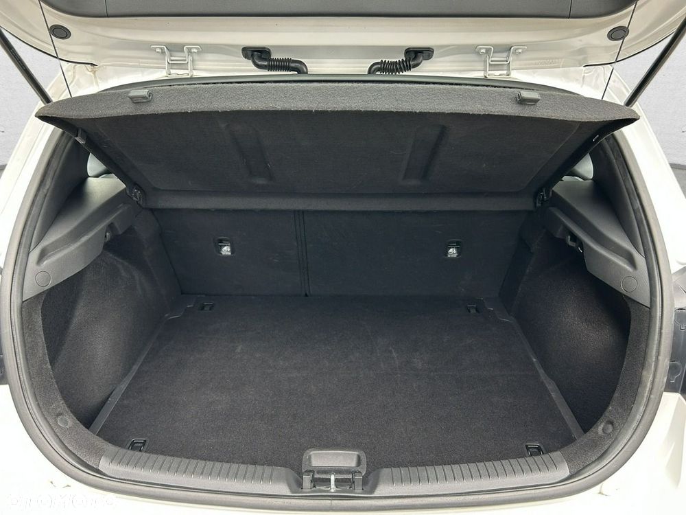 Hyundai i30 - 24