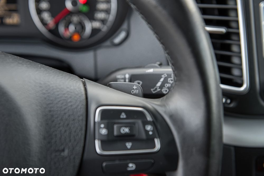 Volkswagen Sharan 2.0 TSI Highline DSG - 23