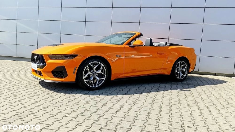 Ford Mustang - 35