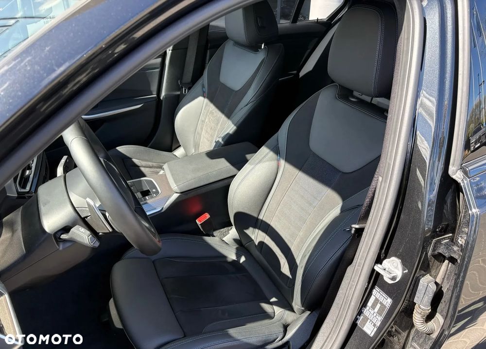 BMW Seria 3 318i M Sport - 17