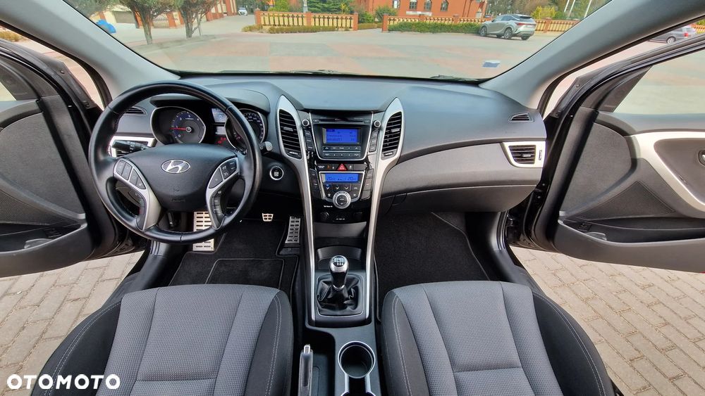 Hyundai i30 1.6 CRDi Premium - 15