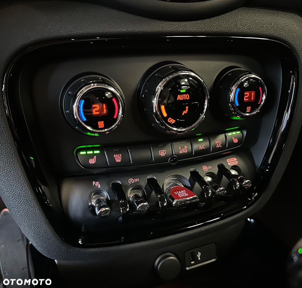 MINI Clubman Cooper S - 16