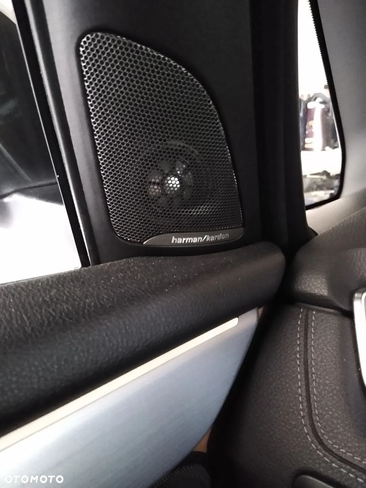 BMW Seria 2 218i Luxury Line - 11