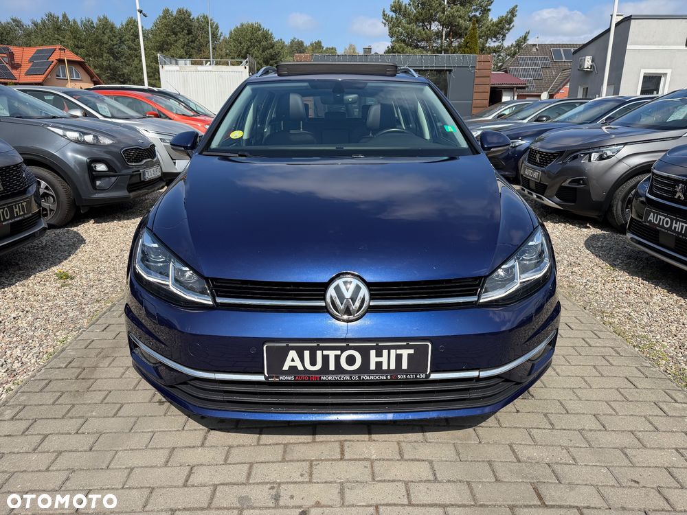 Volkswagen Golf - 1