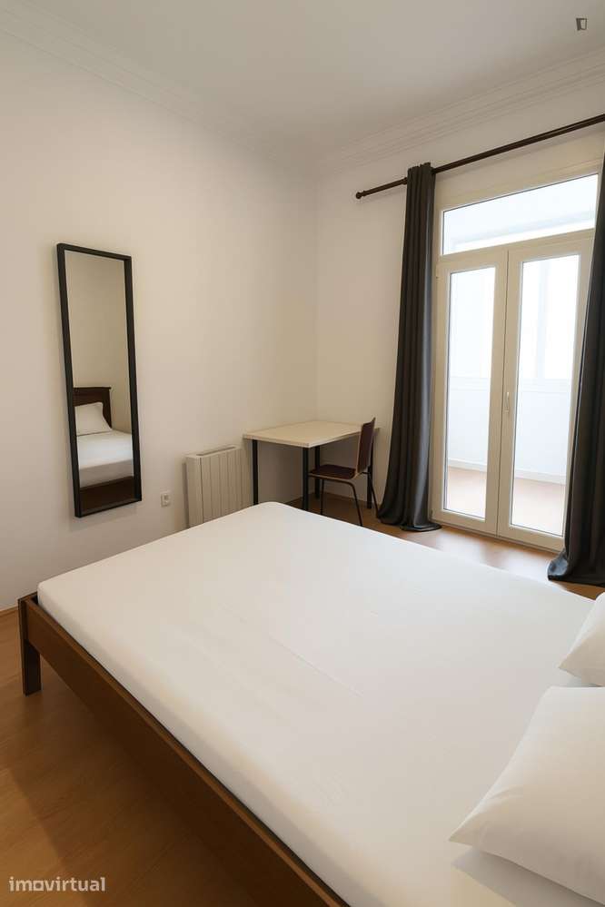 Quarto - localizado em Alameda Lisbon - Grande imagem: 2/12