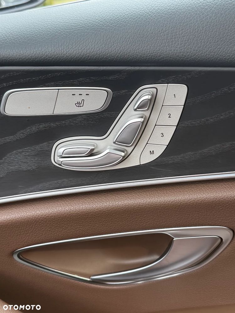 Mercedes-Benz Klasa E 400 d 4Matic All-Terrain 9G-TRONIC Exclusive - 10