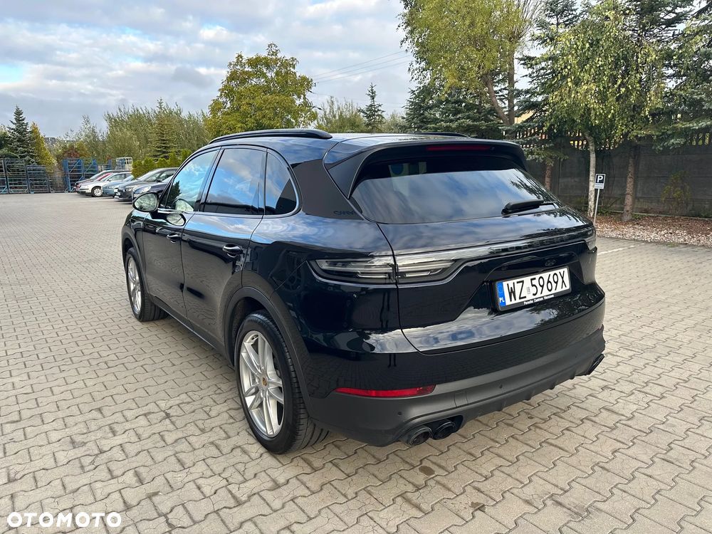 Porsche Cayenne Standard - 3