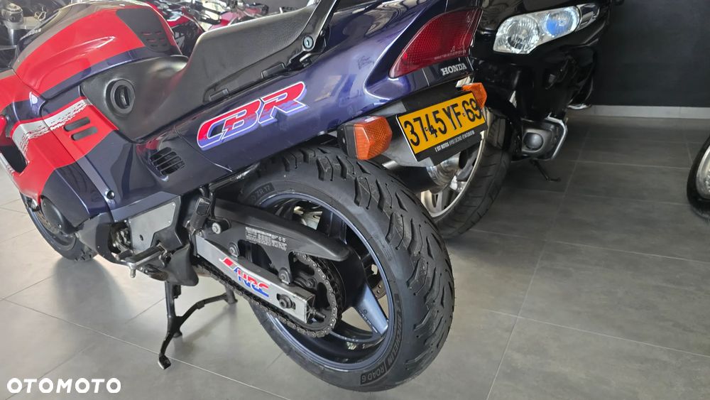 Honda CBR - 14