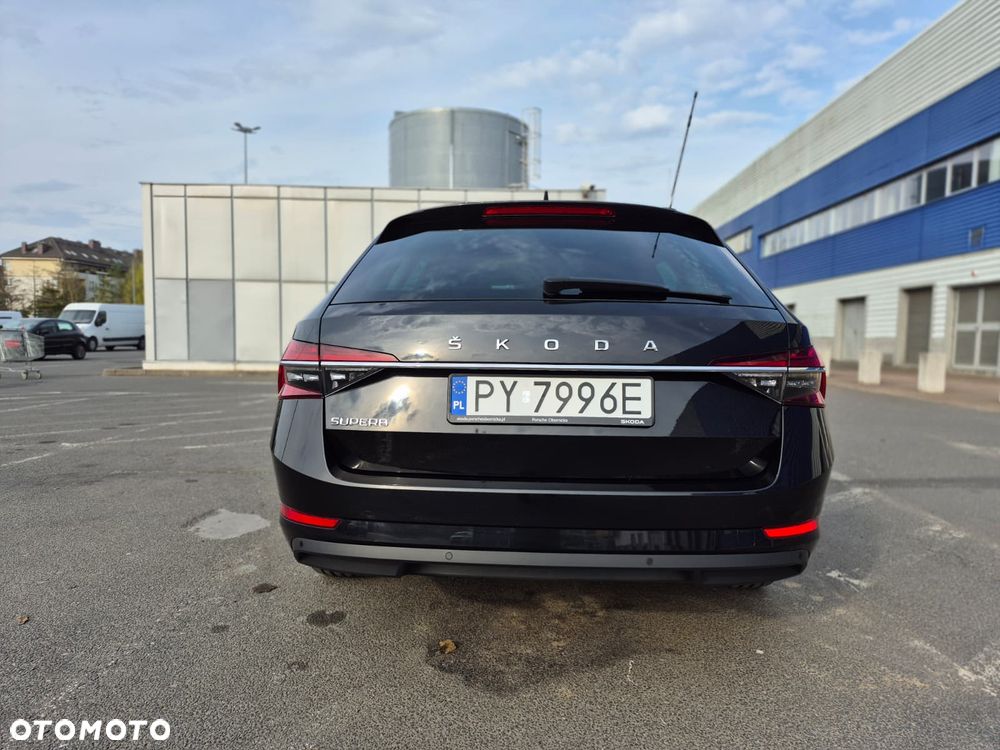 Skoda Superb 2.0 TDI SCR Style DSG - 9