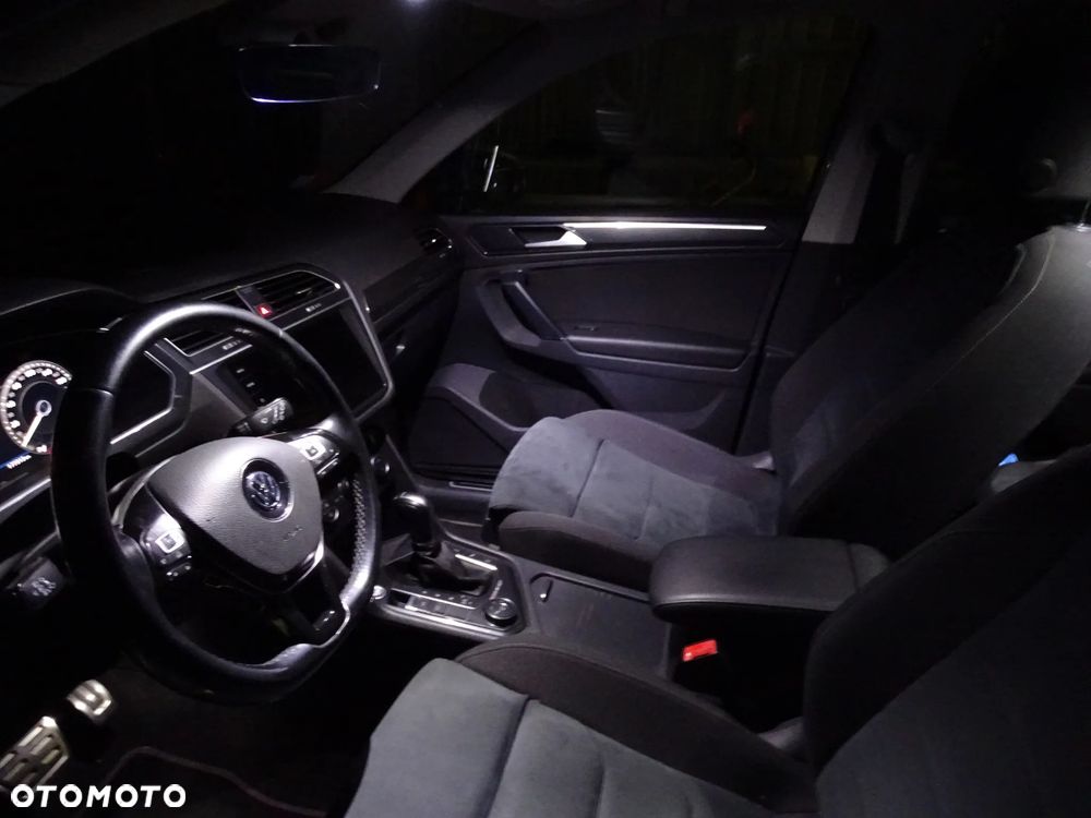 Volkswagen Tiguan - 31
