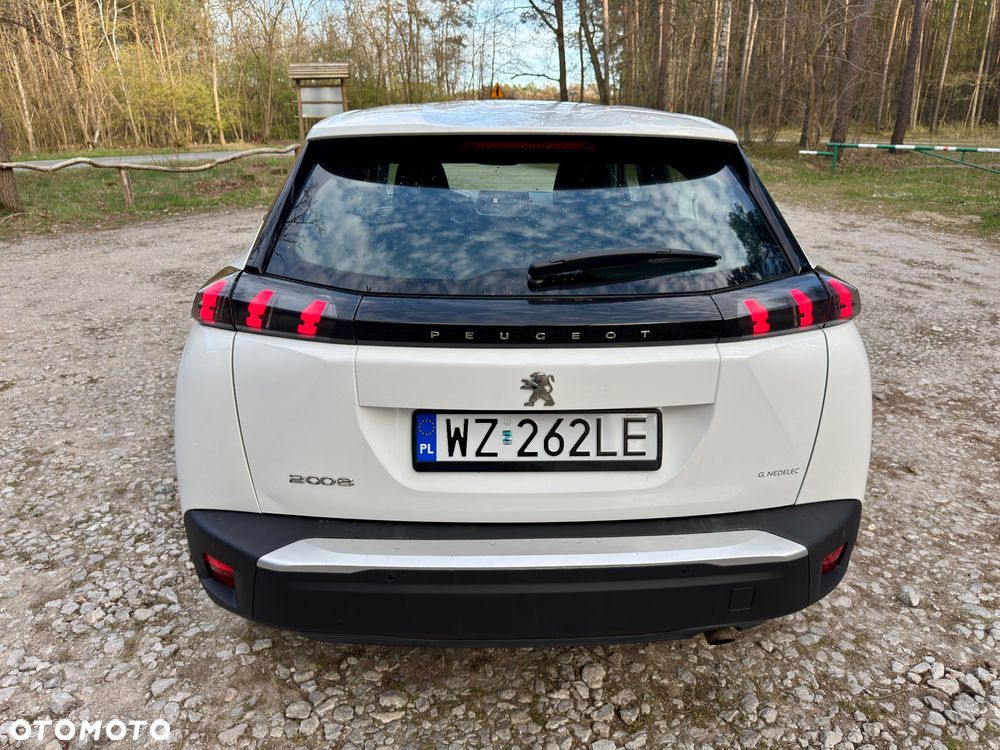 Peugeot 2008 - 4