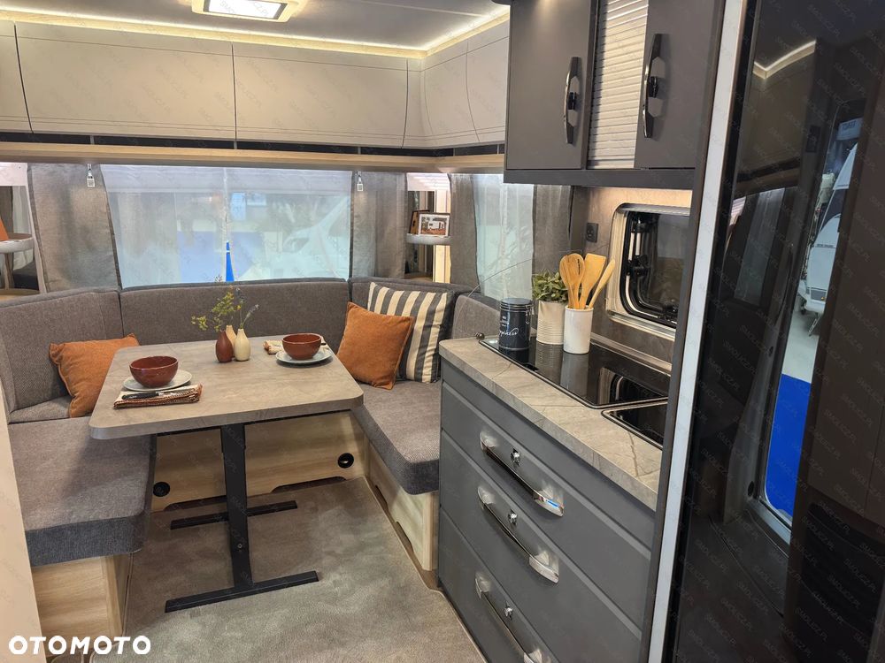 Hobby 460 UFe De Luxe - 3