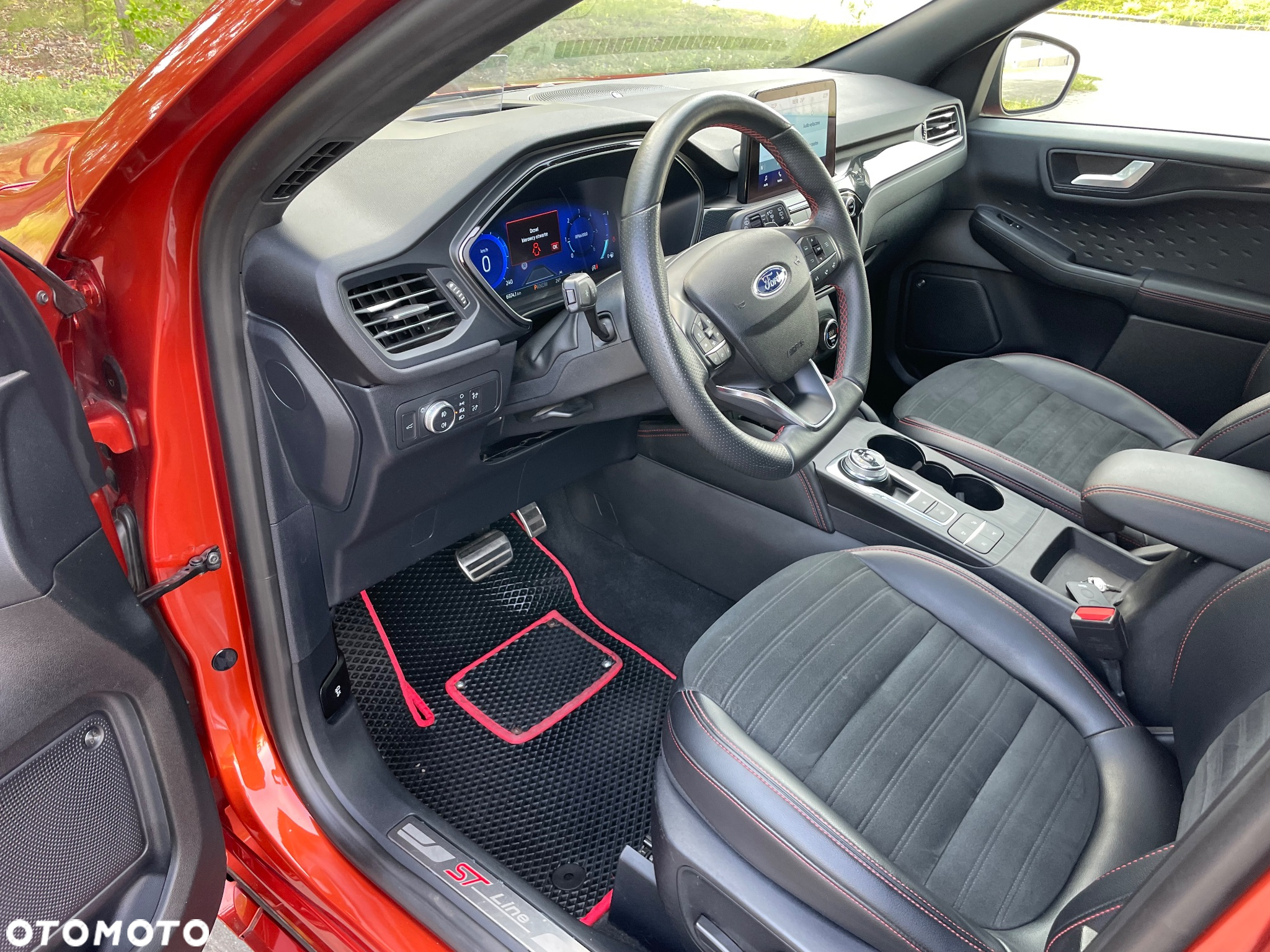 Ford Kuga 2.0 EcoBlue 4x4 ST-LINE - 16