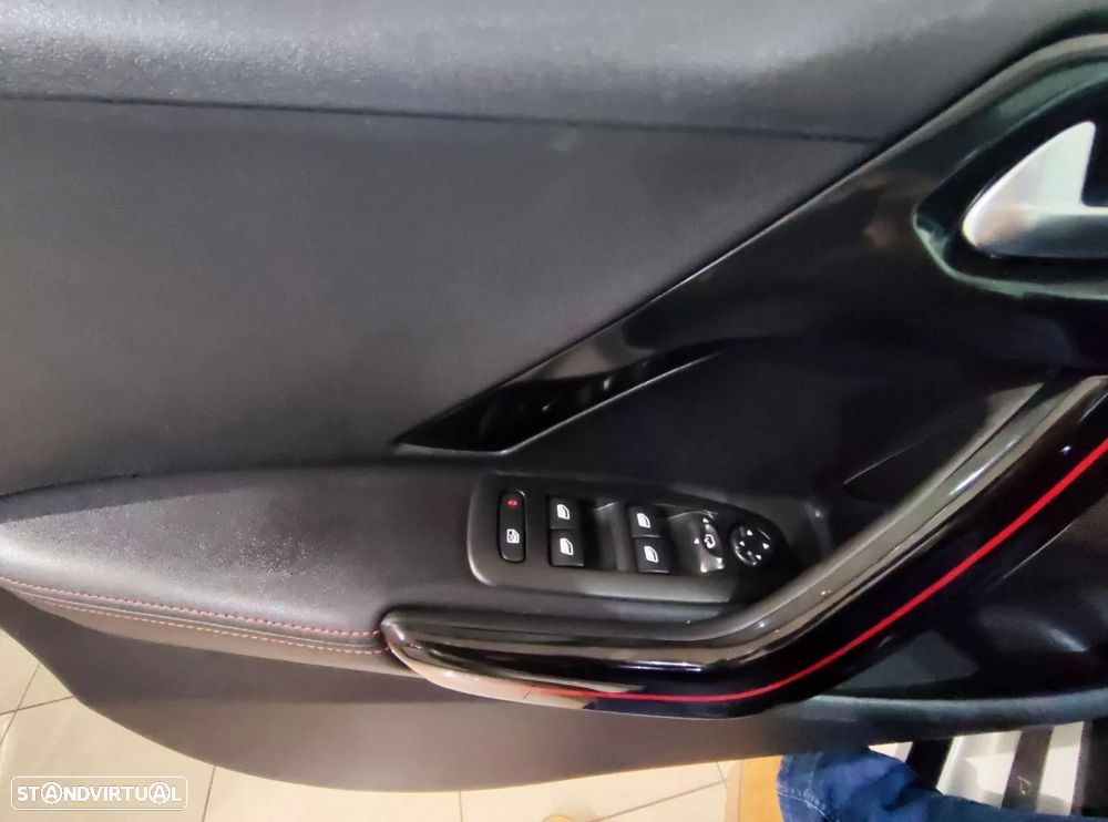 Peugeot 2008 1.2 PureTech GT Line EAT6 - 16