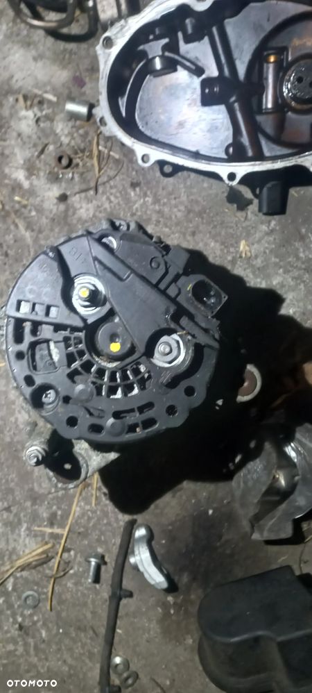 ALTERNATOR 140A SKODA FABIA II 1.6 TDI 03L903023 0124525187  POZNAN - 3