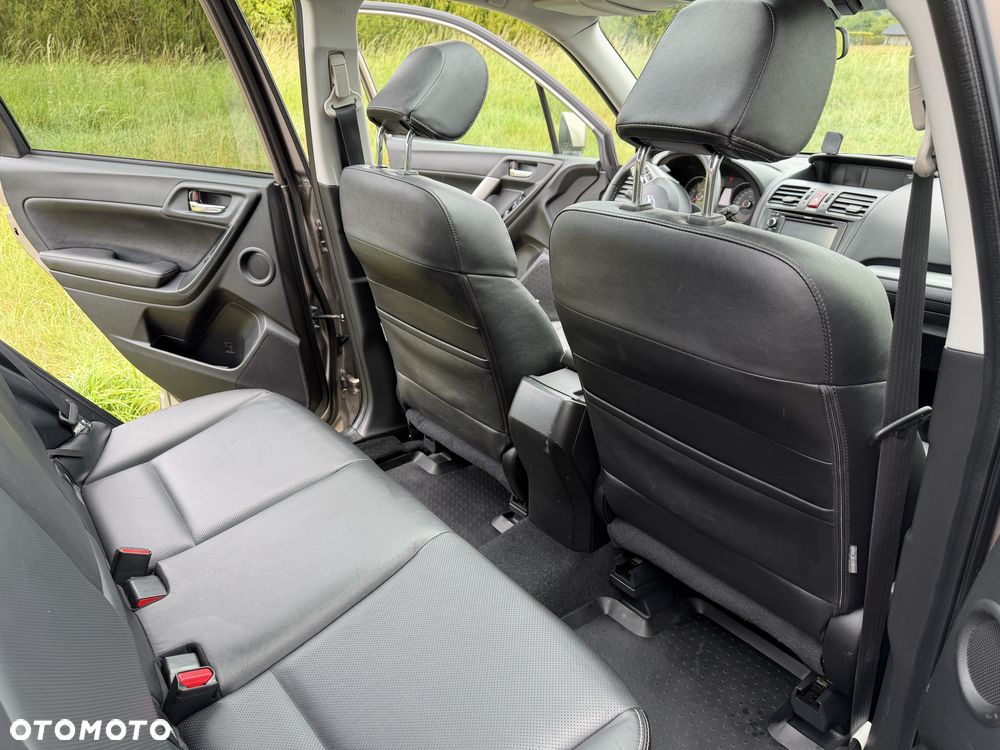Subaru Forester 2.0XT Platinum Lineartronic - 4