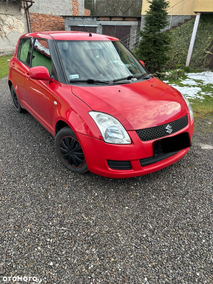 Suzuki Swift - 1