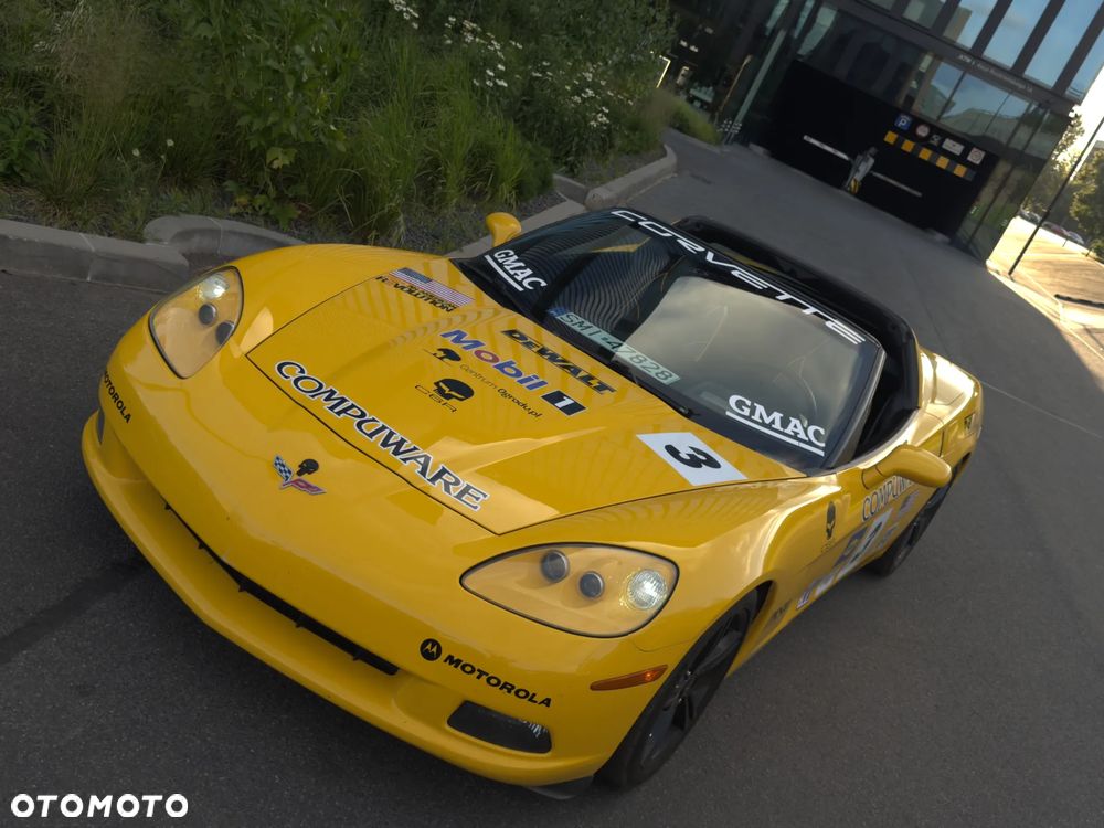 Chevrolet Corvette - 6