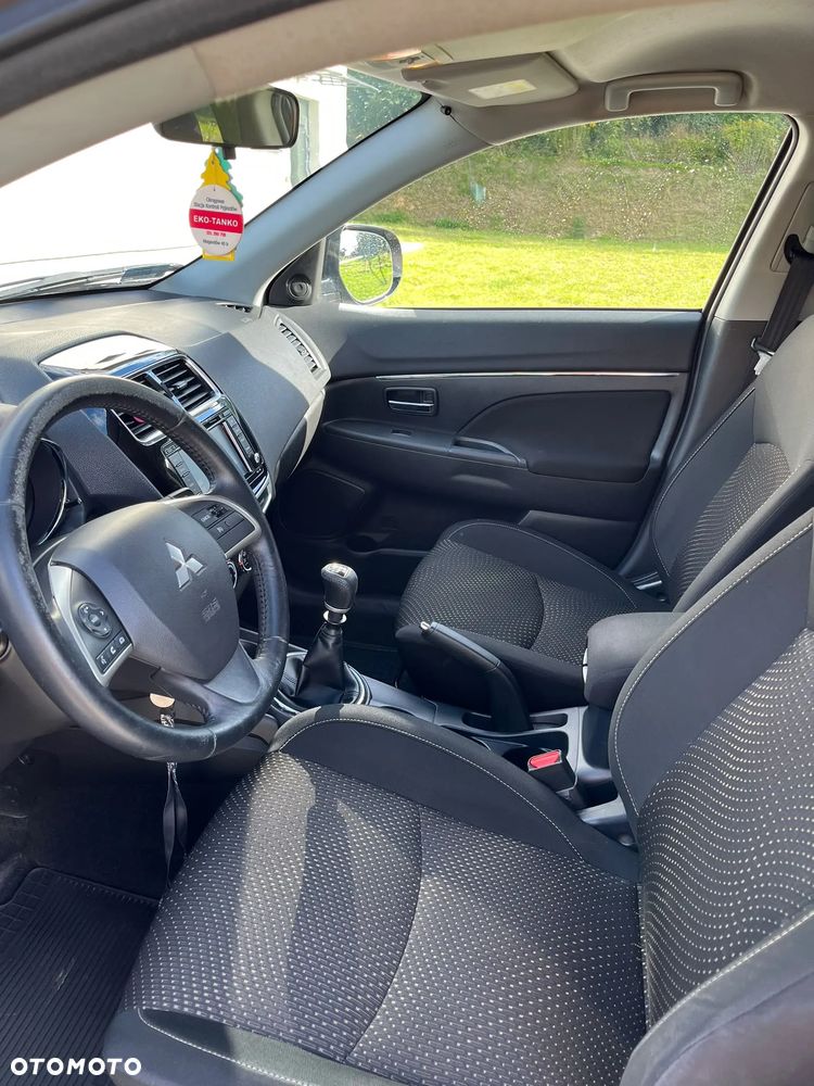 Mitsubishi ASX - 11