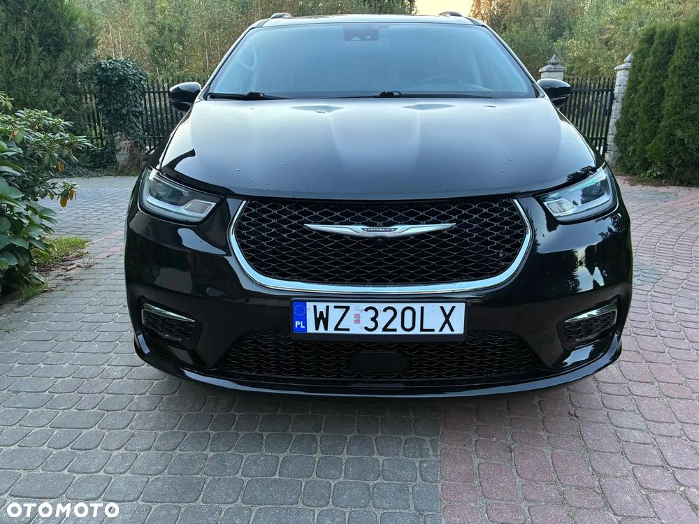 Chrysler Pacifica - 7