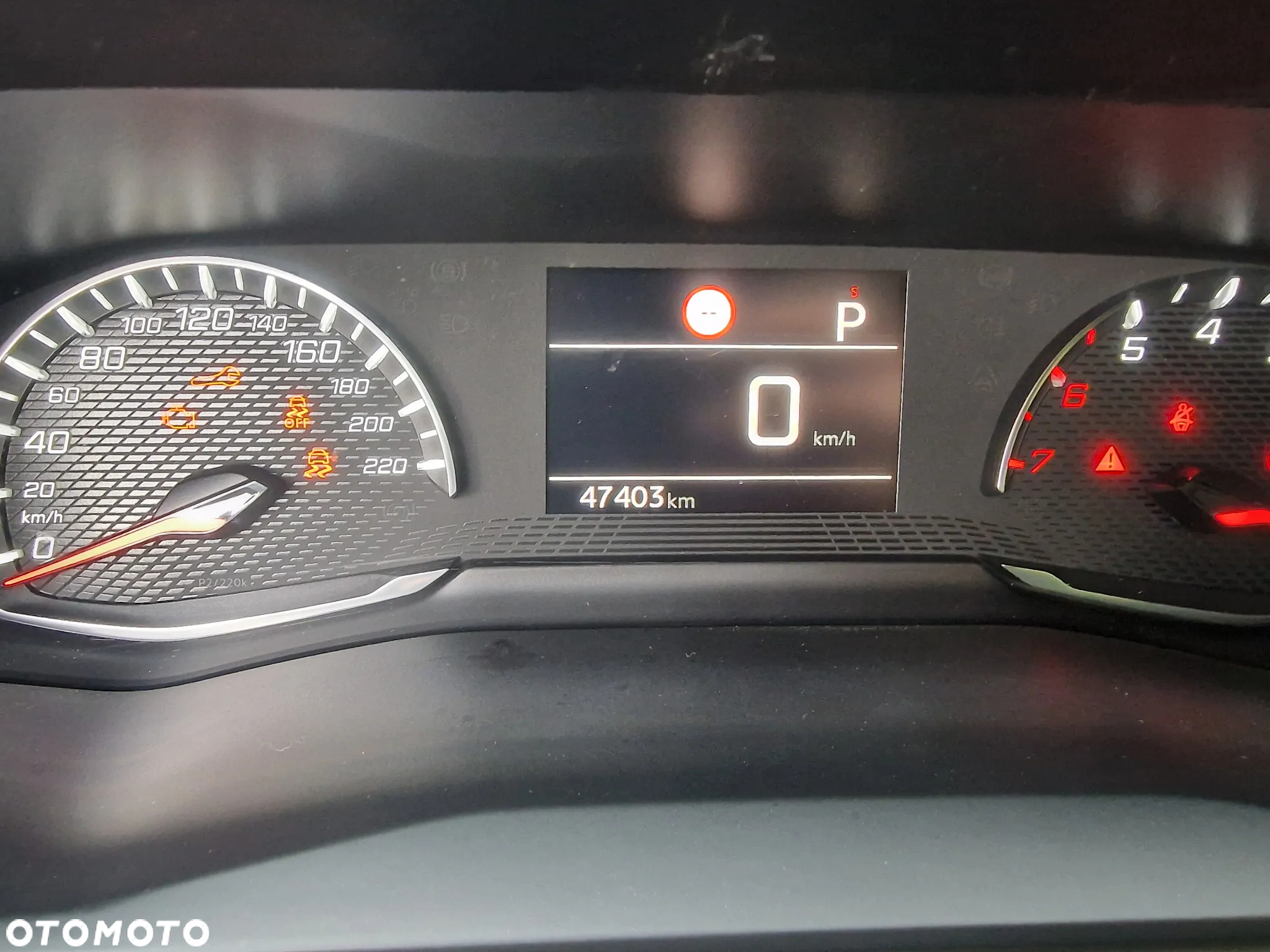 Peugeot 208 PureTech 100 EAT8 Active - 19