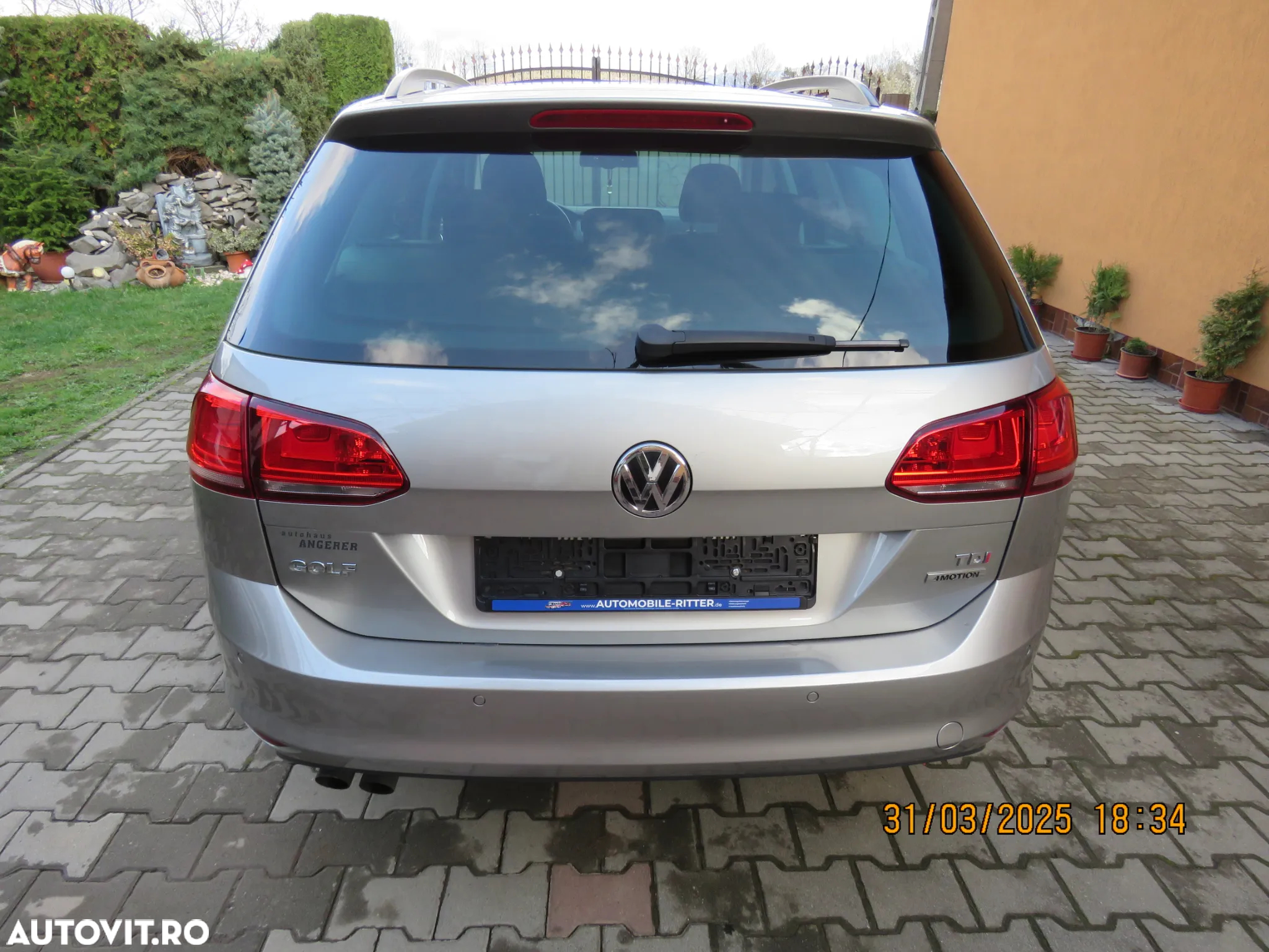 Volkswagen Golf 1.6 TDI 4Motion BlueMotion Technology Comfortline - 6