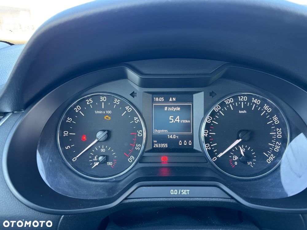 Skoda Octavia 1.6 TDI DPF Elegance - 13