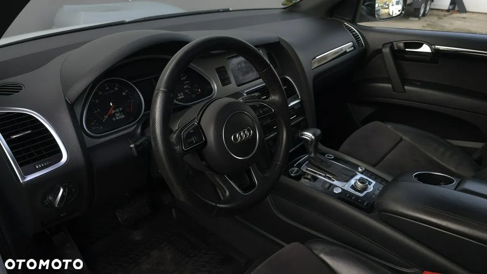 Audi Q7 3.0 TFSI Quattro Tiptronic - 14