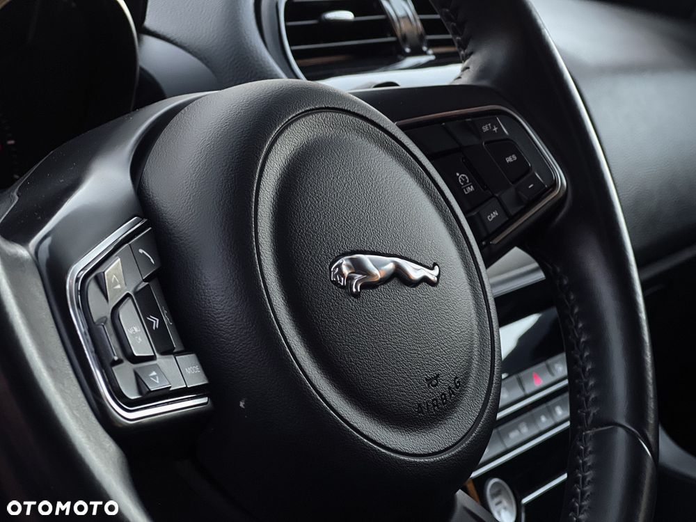 Jaguar F-Pace 2.0 i4D AWD Pure - 14