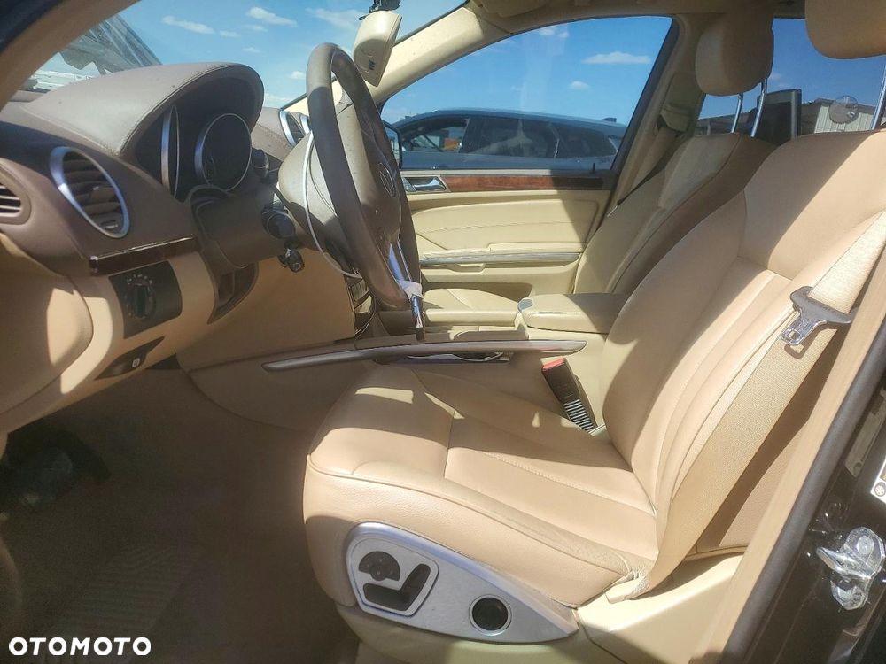 Mercedes-Benz GL 450 - 7