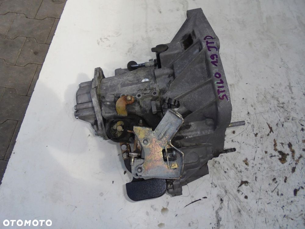 SKRZYNIA BIEGÓW FIAT STILO 1.9 JTD 5 BIEGÓW - 1