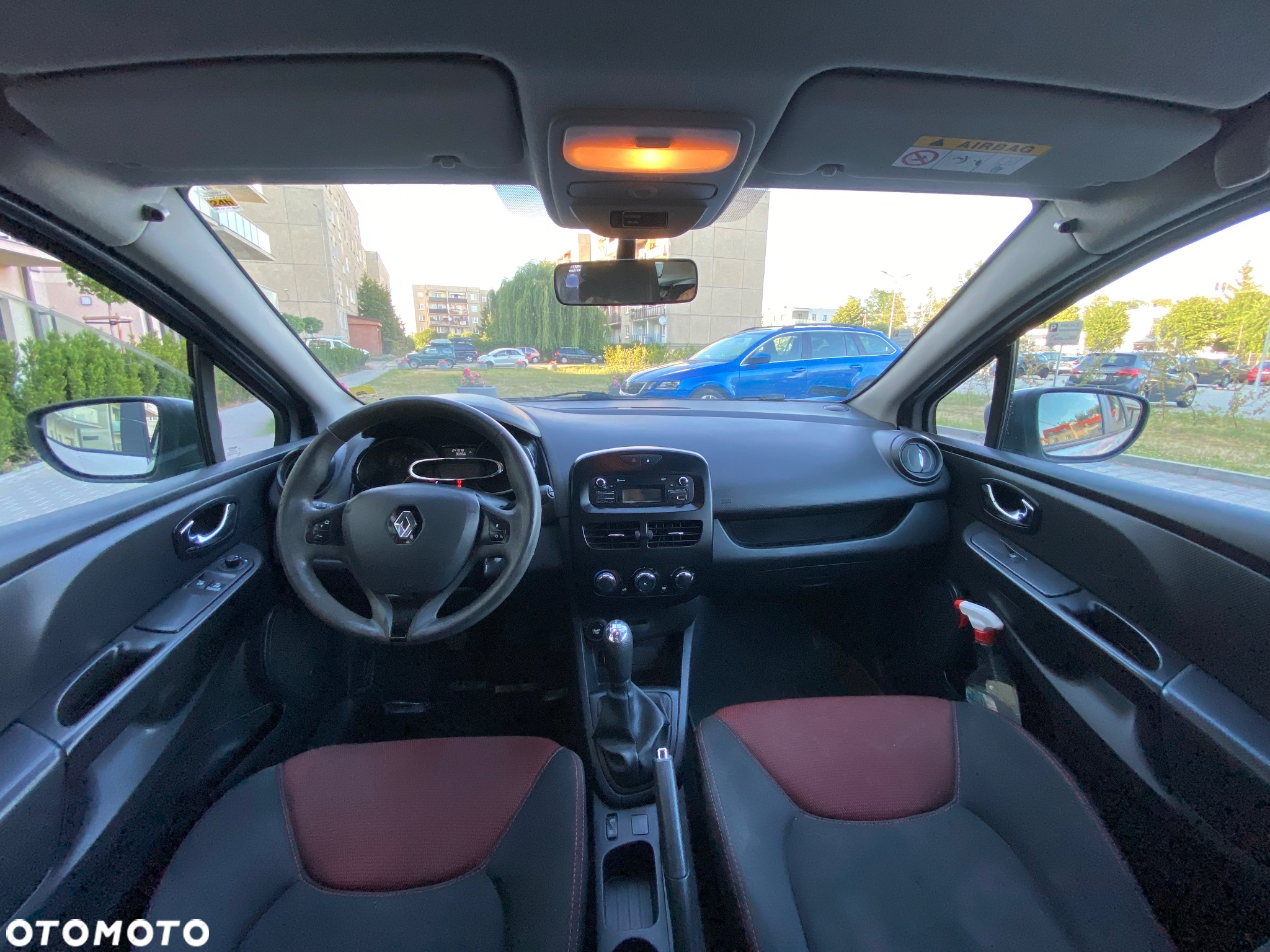 Renault Clio - 8