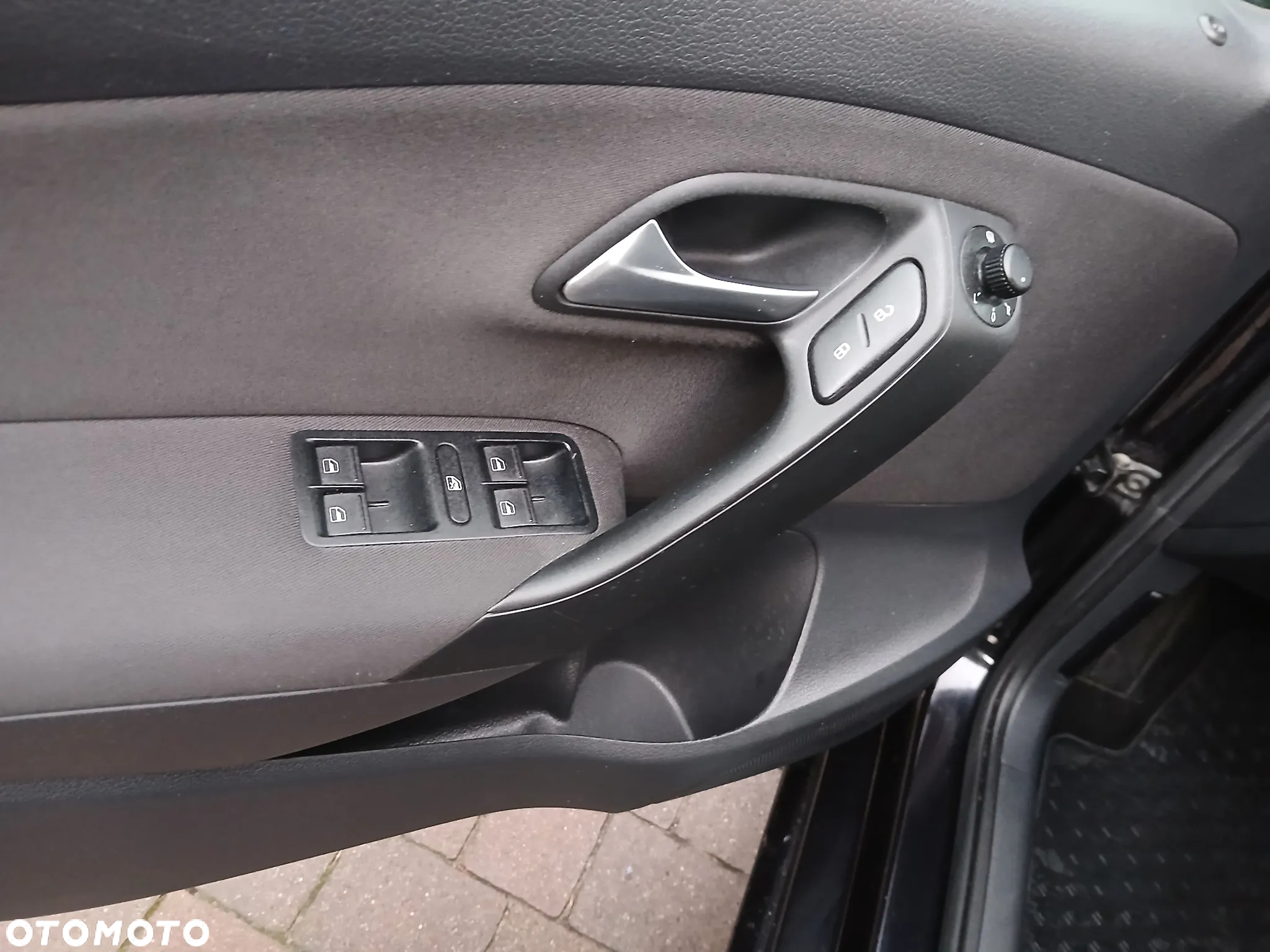 Volkswagen Polo 1.2 TSI BMT Comfortline - 18