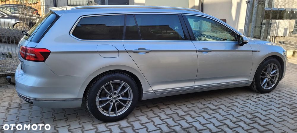 Volkswagen Passat - 15