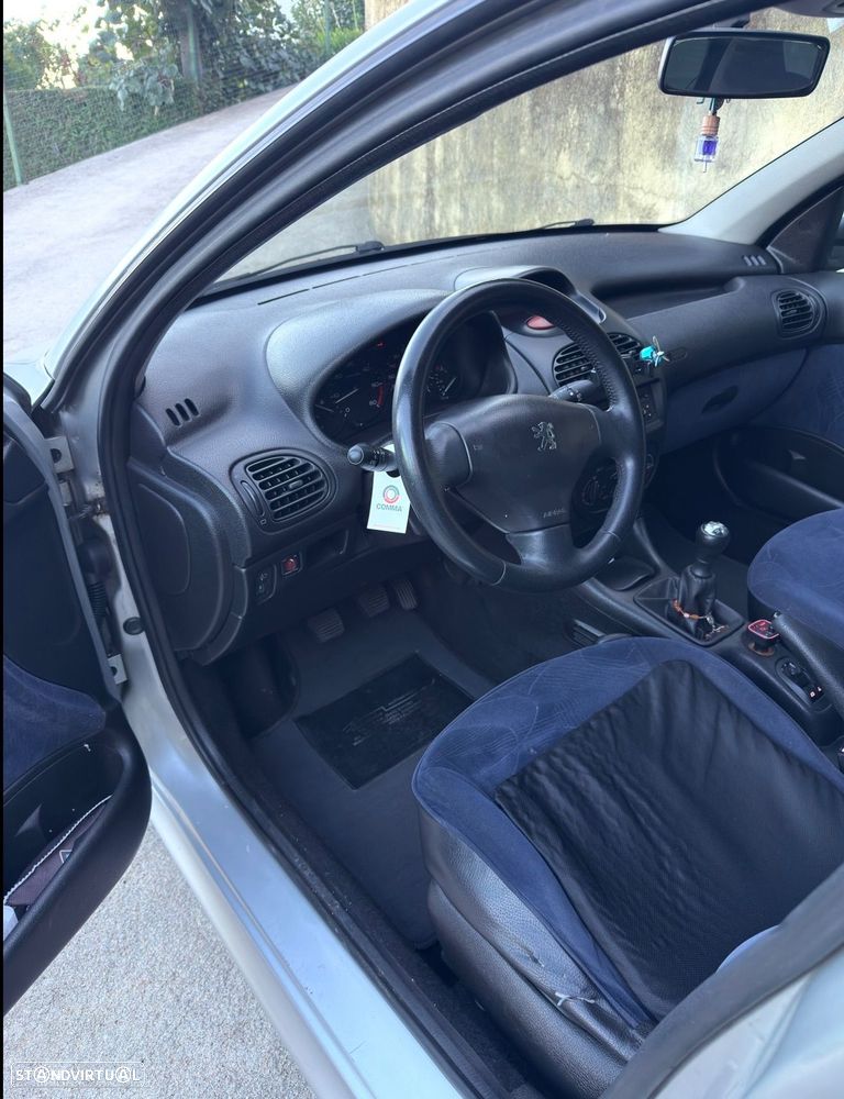 Peugeot 206 - 12
