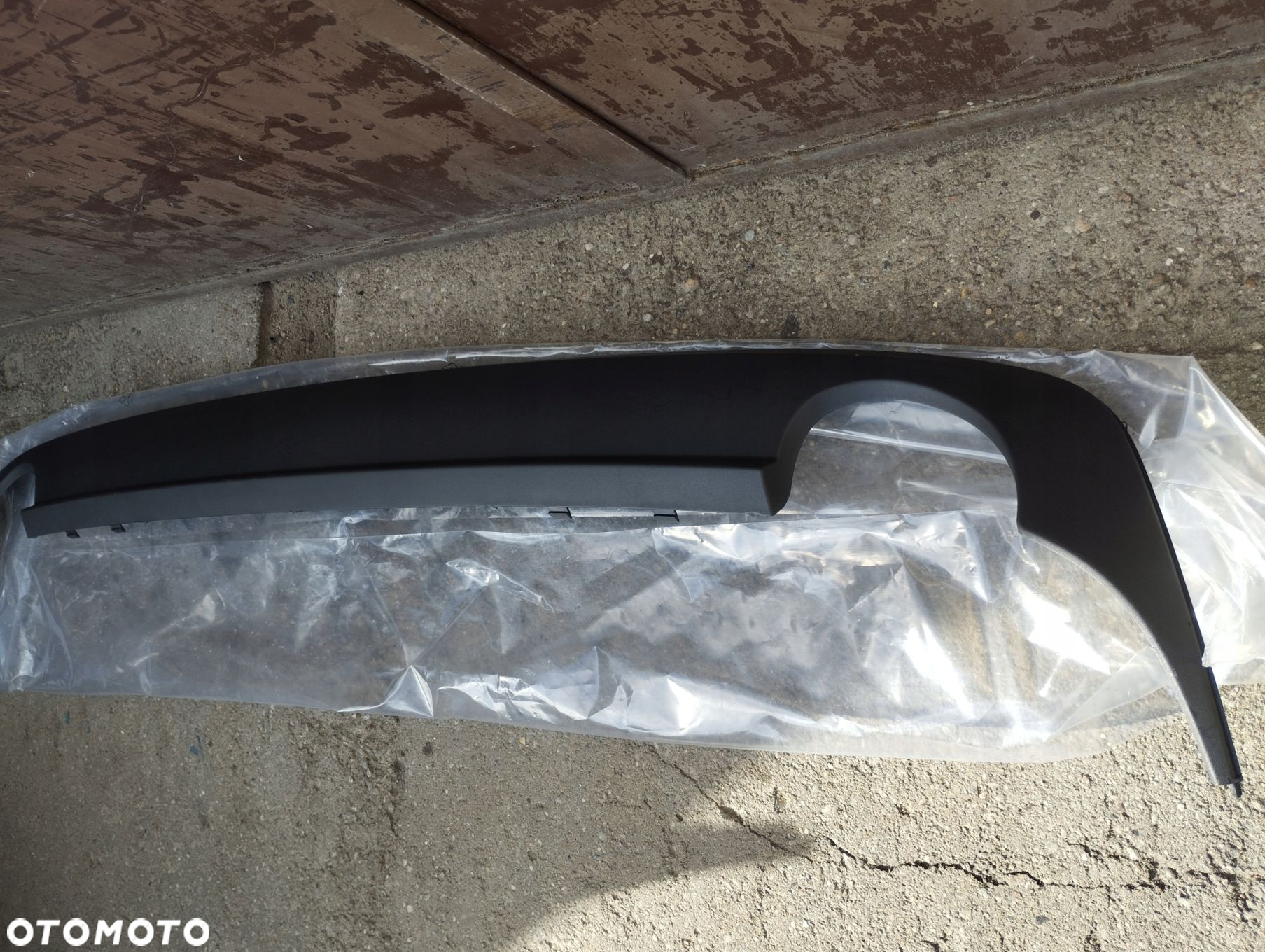 Dyfuzor Spoiler dokładka Mercedes W212 SEDAN A2128855325 - 3