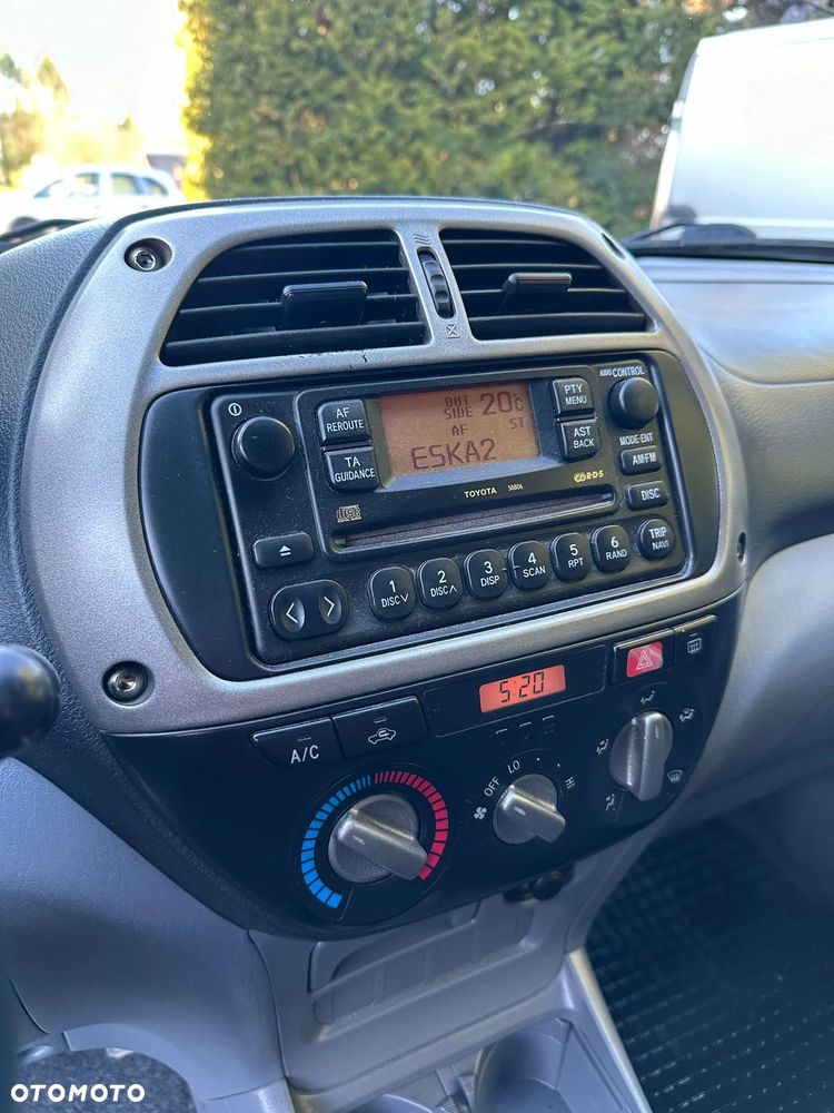 Toyota RAV4 4x4 - 25