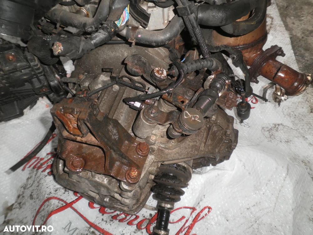 Cutie viteze Hyundai i40 1.7 CRDI 2013