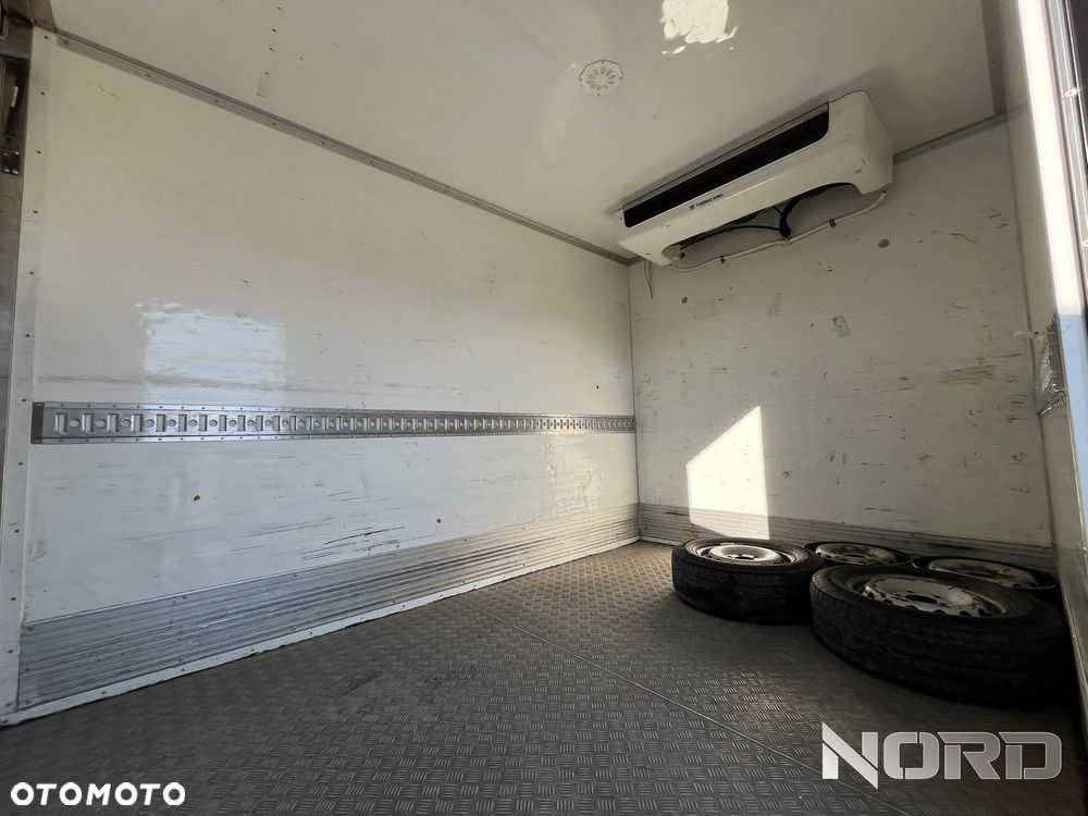 Renault Master 2.3 Chłodnia+Winda - 15