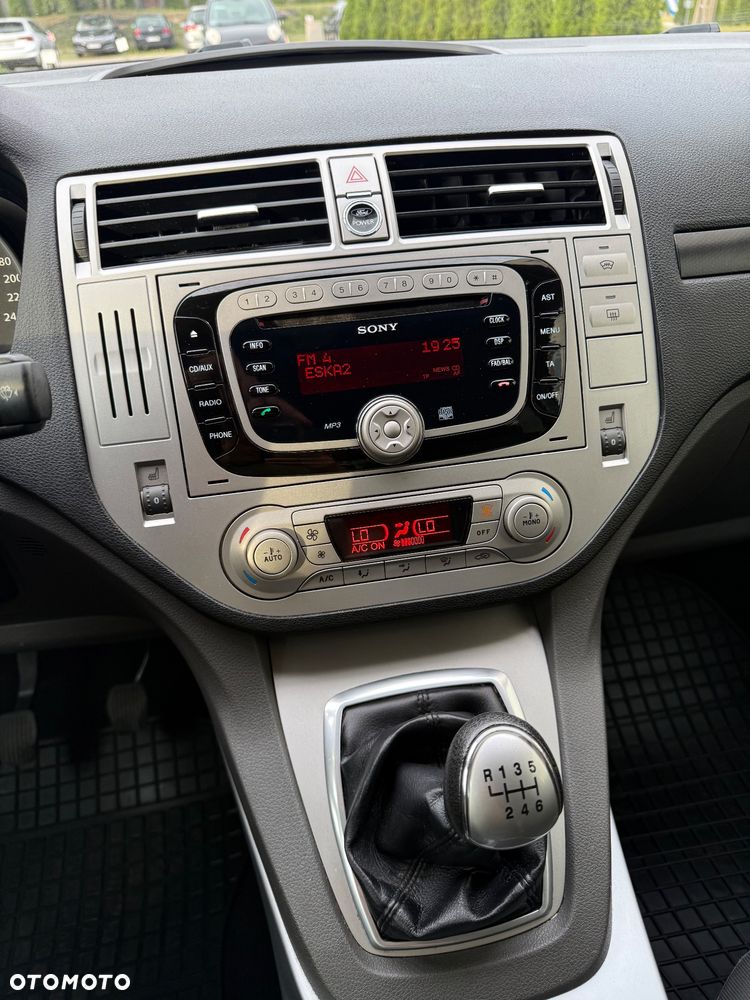 Ford Kuga 2.0 TDCi 4x4 Champions Edition - 20