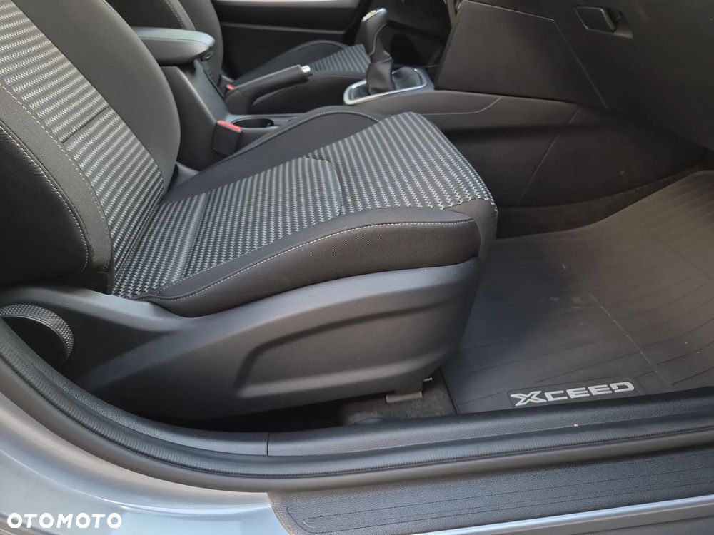 Kia XCeed 1.5 T-GDI M - 29