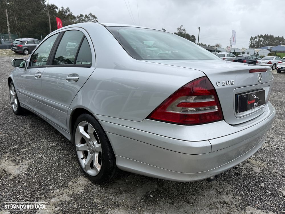 Mercedes-Benz C 200 - 5